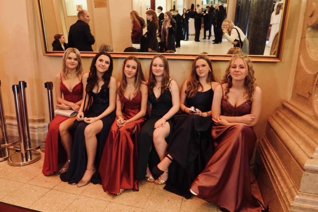 Bild von meiner Freundesgruppe am Ball